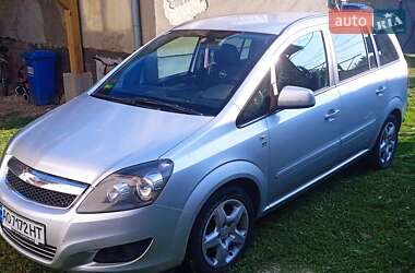 Минивэн Opel Zafira 2010 в Мукачево
