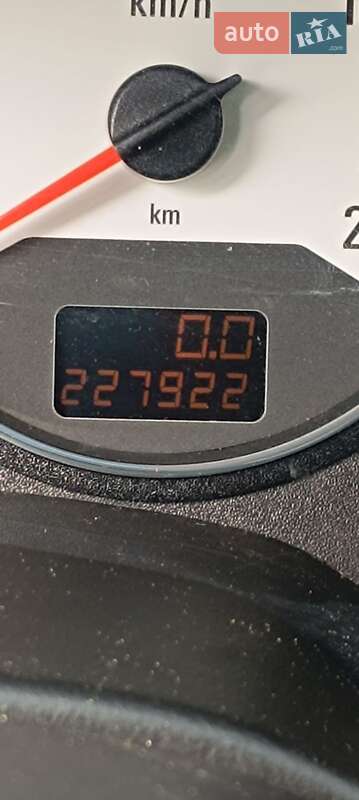 Мінівен Opel Zafira 2003 в Дніпрі