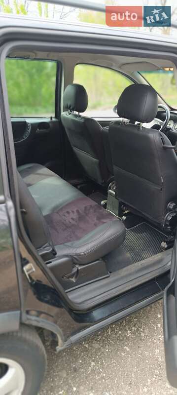 Мінівен Opel Zafira 2003 в Дніпрі