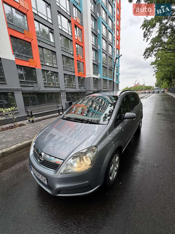Мінівен Opel Zafira 2006 в Чернігові