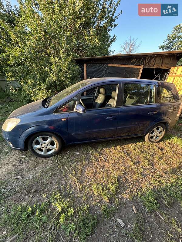 Мінівен Opel Zafira 2006 в Черкасах