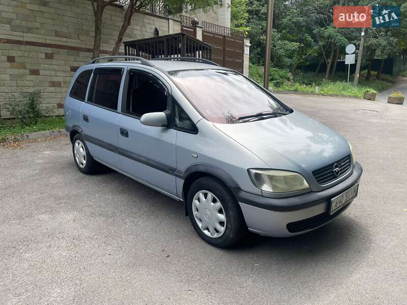 Opel Zafira 2002