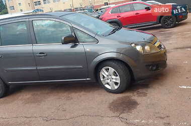 Минивэн Opel Zafira 2011 в Житомире