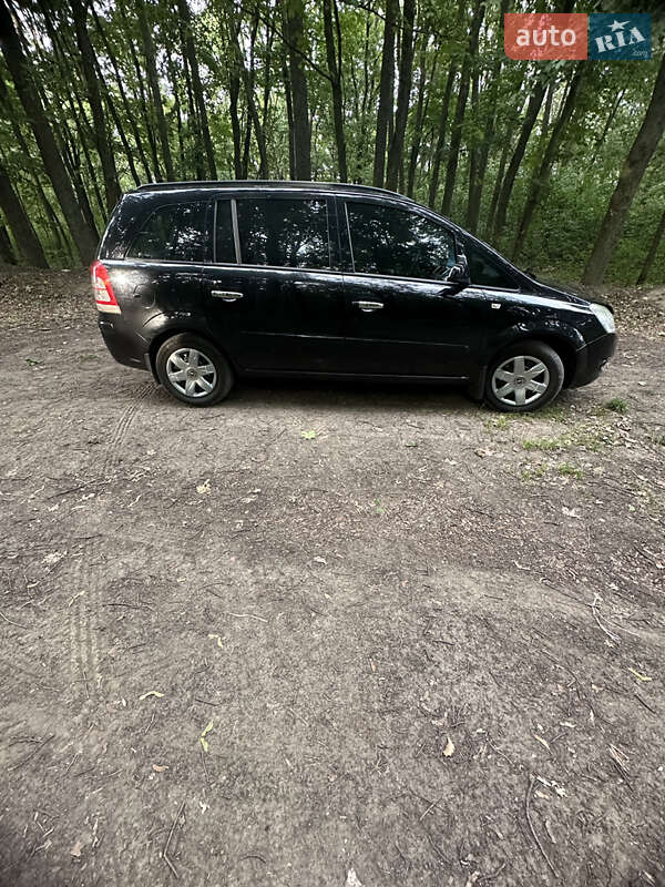 Opel Zafira 2008