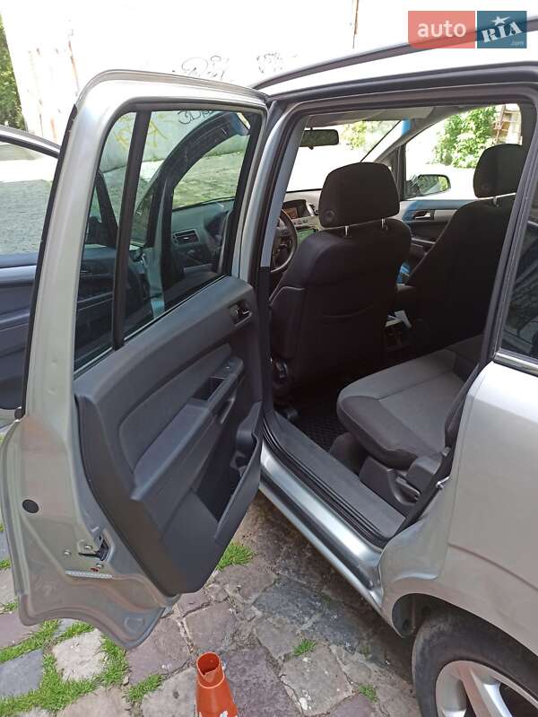 Мінівен Opel Zafira 2006 в Львові