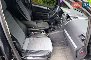 Минивэн Opel Zafira 2007 в 