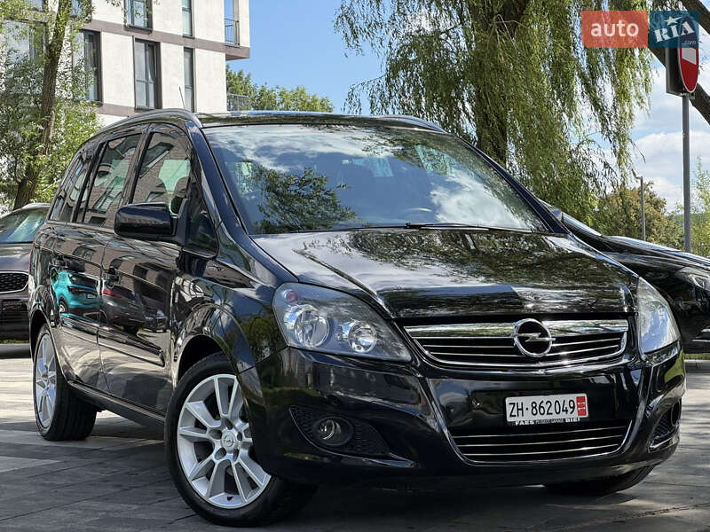 Opel Zafira 2011