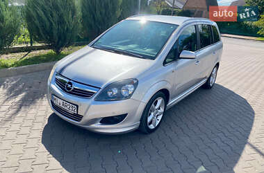 Минивэн Opel Zafira 2008 в Виннице