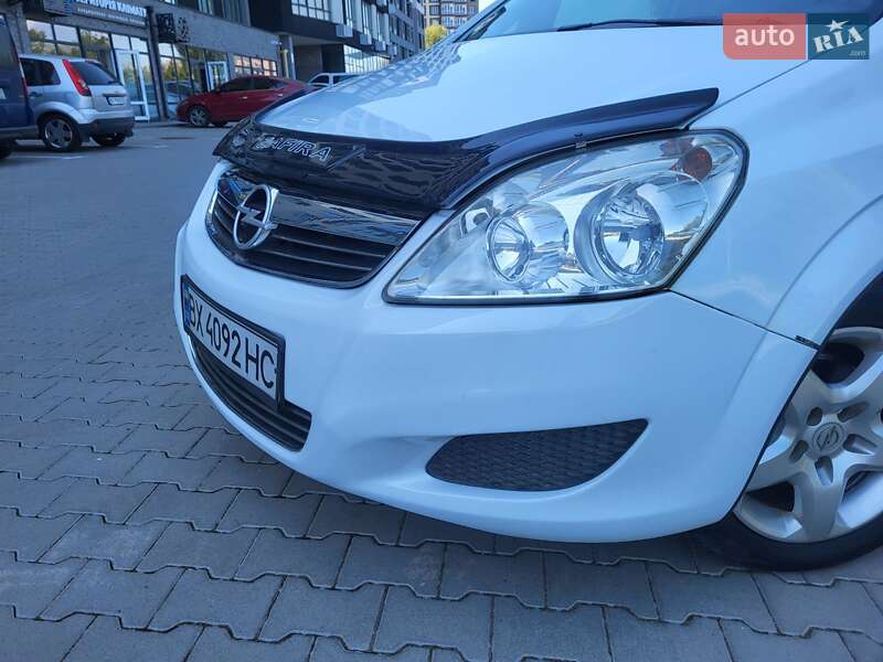 Мінівен Opel Zafira 2008 в Хмельницькому