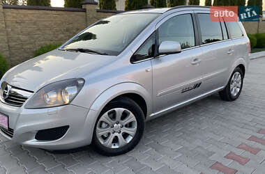 Минивэн Opel Zafira 2010 в Луцке
