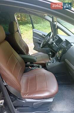 Мінівен Opel Zafira 2012 в Рівному