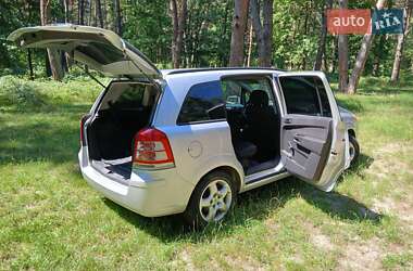 Минивэн Opel Zafira 2008 в Львове