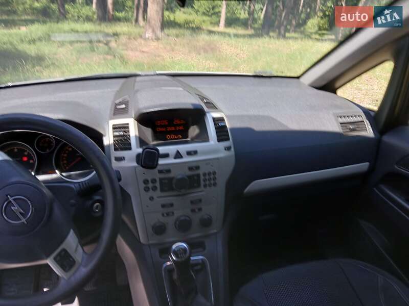 Мінівен Opel Zafira 2008 в Львові