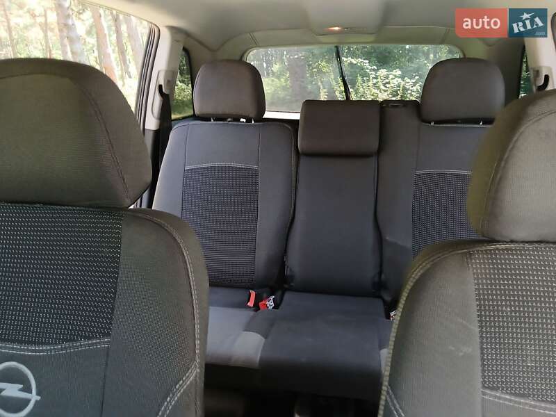 Мінівен Opel Zafira 2008 в Львові