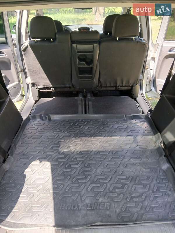 Мінівен Opel Zafira 2008 в Львові