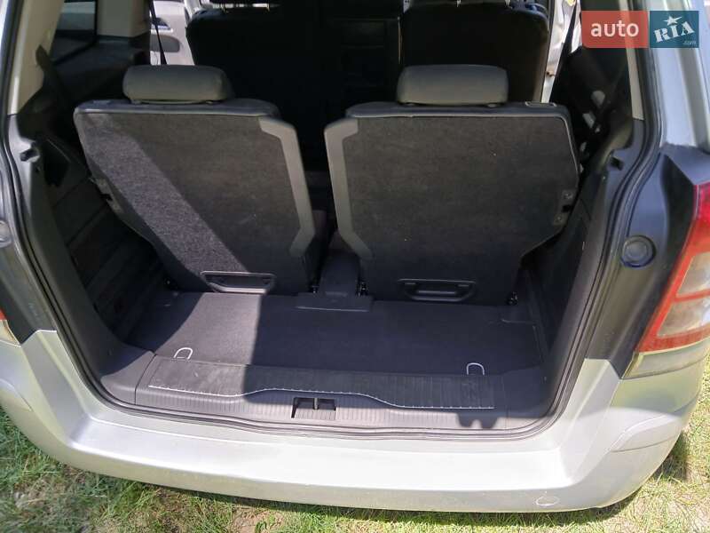 Мінівен Opel Zafira 2008 в Львові