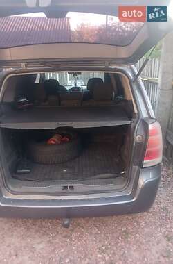 Минивэн Opel Zafira 2007 в 