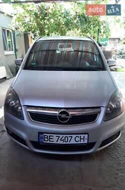 Минивэн Opel Zafira 2007 в Николаеве