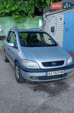 Минивэн Opel Zafira 2001 в Харькове