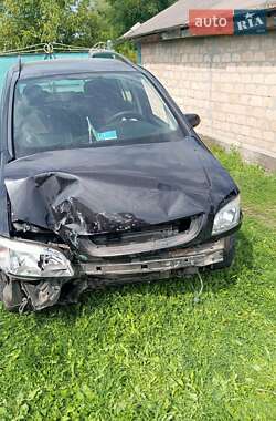 Минивэн Opel Zafira 2004 в Киеве