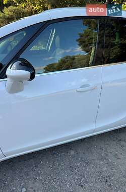 Минивэн Opel Zafira 2013 в 