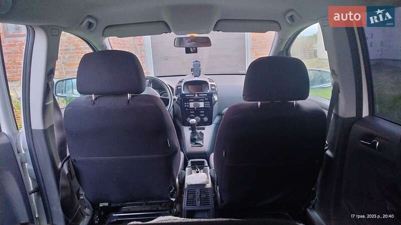 Минивэн Opel Zafira 2011 в Львове