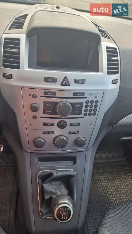 Минивэн Opel Zafira 2007 в Подольске фото 5 Минивэн Opel Zafira 2007 в Подольске