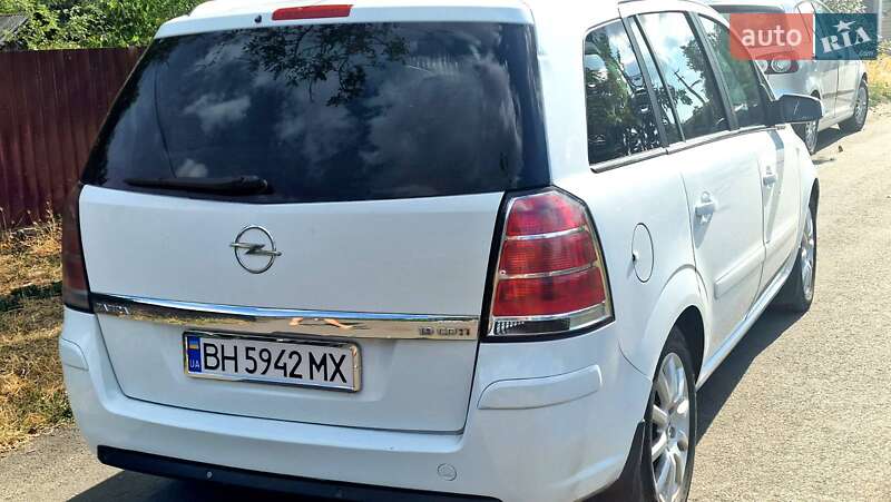 Минивэн Opel Zafira 2007 в Подольске фото 10 Минивэн Opel Zafira 2007 в Подольске