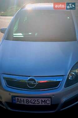 Минивэн Opel Zafira 2005 в Чернигове