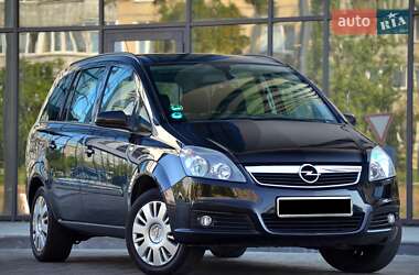 Мінівен Opel Zafira 2008 в Дніпрі