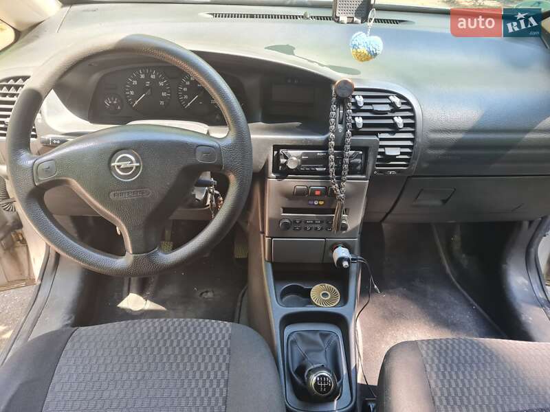 Мінівен Opel Zafira 2004 в Вінниці