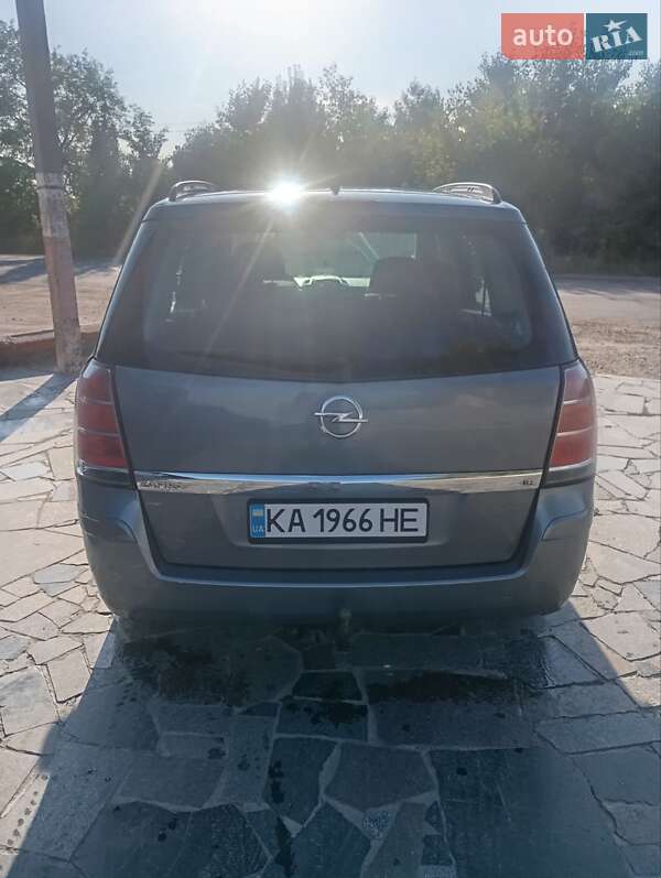 Мінівен Opel Zafira 2006 в Фастові