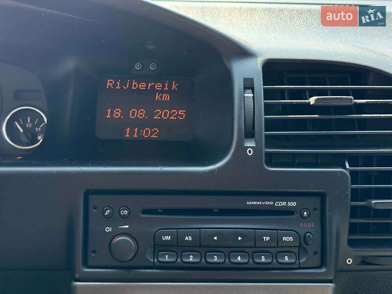 Минивэн Opel Zafira 2003 в Виннице