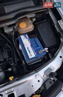 Мінівен Opel Zafira 2011 в 