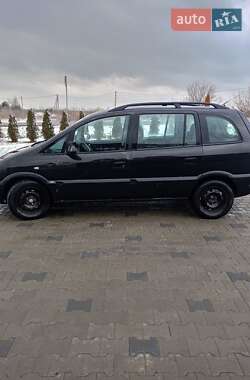 Мінівен Opel Zafira 2000 в Яворові