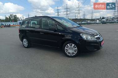 Минивэн Opel Zafira 2010 в Харькове