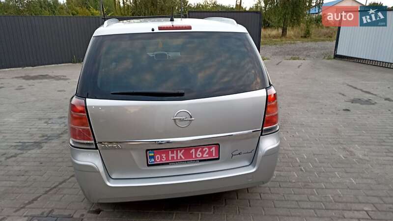 Мінівен Opel Zafira 2007 в Шишаках
