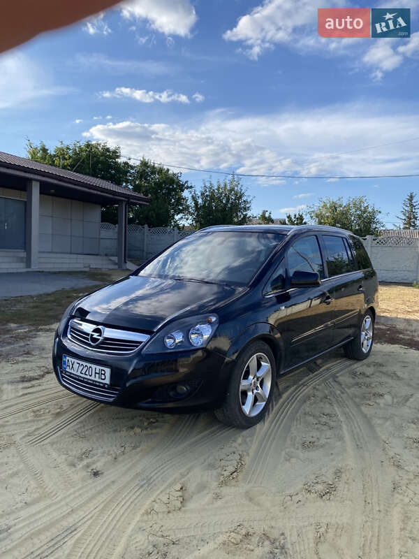 Opel Zafira 2011 Opel Zafira 2011