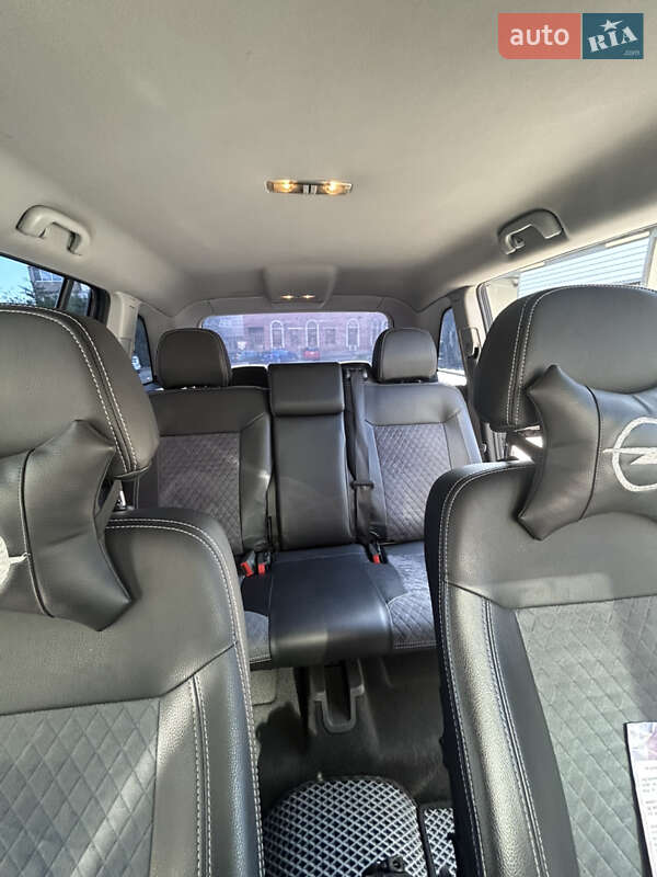 Минивэн Opel Zafira 2011 в Запорожье