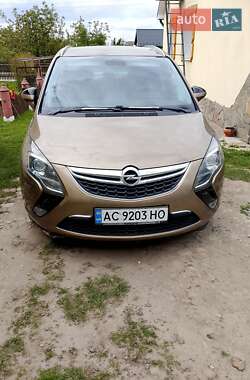 Мікровен Opel Zafira 2013 в Локачах