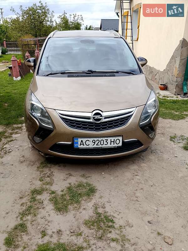 Opel Zafira 2013