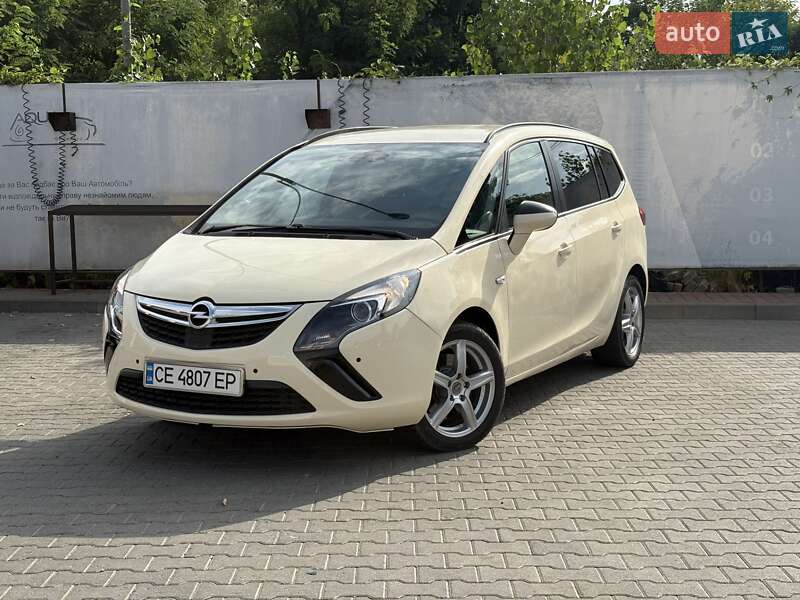 Opel Zafira 2012