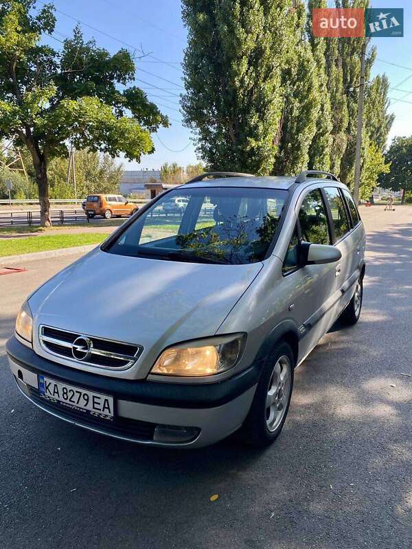 Opel Zafira 2003