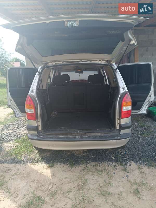 Мінівен Opel Zafira 2001 в Ратному