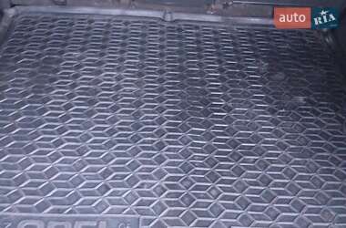 Мінівен Opel Zafira 2011 в Вараші
