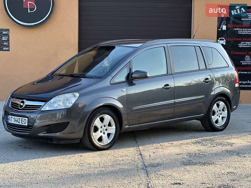 Opel Zafira 2008