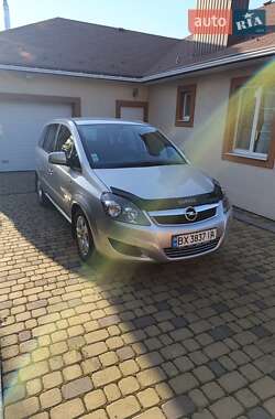 Мінівен Opel Zafira 2011 в Хмельницькому