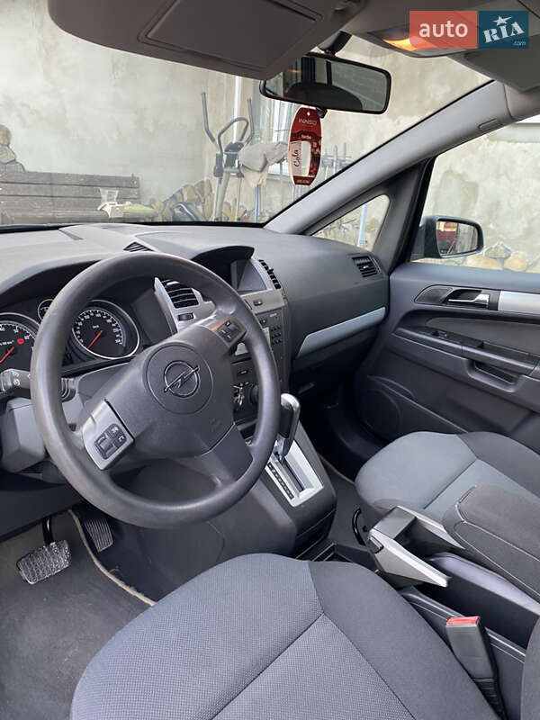 Мінівен Opel Zafira 2007 в Куликові