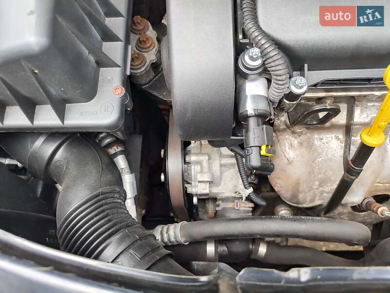 Минивэн Opel Zafira 2011 в Каменском