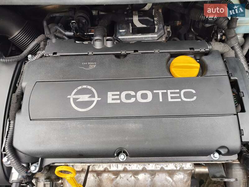 Минивэн Opel Zafira 2011 в Каменском